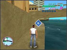 Tą paczkę znajdziesz na przęśle mostu biegnącego do drugiej czesi miasta - Numer 6-10 Hidden Packages - Grand Theft Auto: Vice City - poradnik do gry