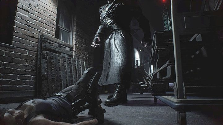 Po tym jak oddalisz się od Nemesisa może wystrzelić macki - Resident Evil 3: Nemesis - główny antagonista - Resident Evil 3 - poradnik do gry
