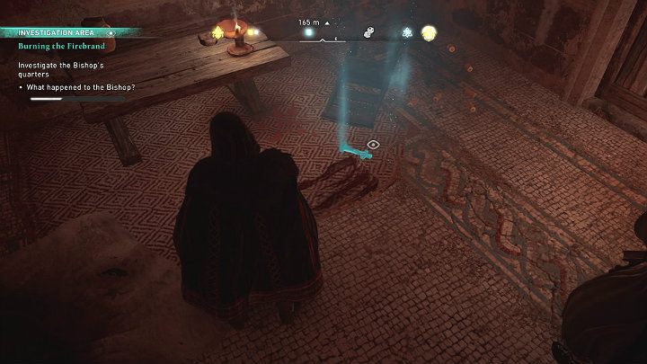 Nieco dalej po lewej stronie zauważysz na ziemi zakrwawiony przedmiot i ślady krwi na dywanie co sugeruje, że doszło tutaj do jakiejś walki - Assassins Creed Valhalla: Podpalenie Żagwi/Burning the Firebrand - solucja - Assassins Creed Valhalla - poradnik do gry