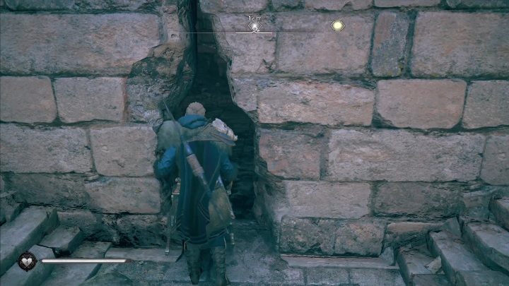 Aby dostać się do maski zejść po schodach, na tył budynku - Assassins Creed Valhalla: Rzymski artefakt - Sciropescire, sekrety, lokacje - Assassins Creed Valhalla - poradnik do gry