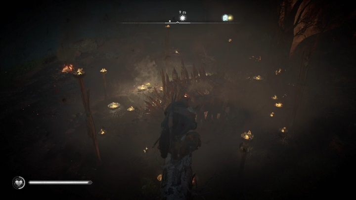 W tym celu złap podpalający wazon, wejdź na drzewo i rzuć nim w ołtarz - Assassins Creed Valhalla: Przeklęty symbol - Cent, sekrety, lokacje - Assassins Creed Valhalla - poradnik do gry
