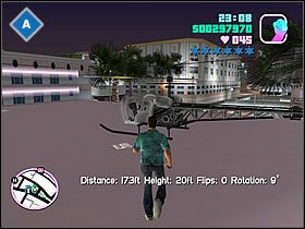 Helikopter znajdziesz na różowym budynku (ten z Unique Stunt Jump, który kończy misje PCJ Playground) - Misje lotnicze - Grand Theft Auto: Vice City - poradnik do gry