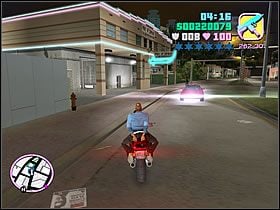 Tam wsiądź do swojego pojazdu i zabierając towarzysza, uciekaj w kierunku wskazanego na mapie miejsca, gdzie możesz przemalować samochód - No Escape - Asset The Malibu - Grand Theft Auto: Vice City - poradnik do gry