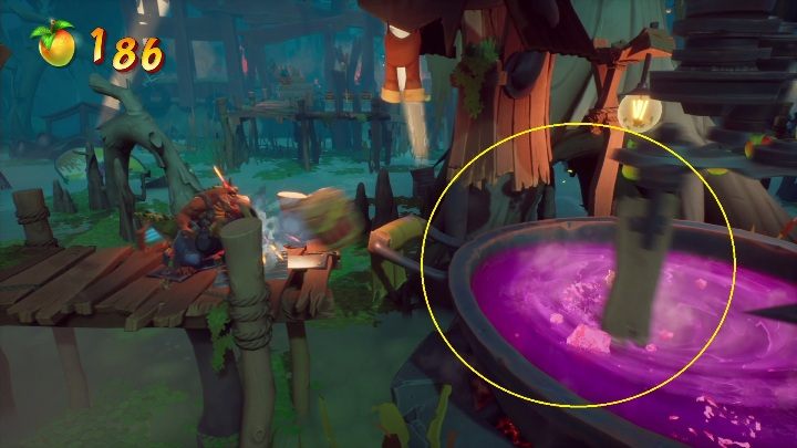 Za pomocą beczek z TNT musisz niszczyć maszyny, które blokują Ci drogę - Crash 4: Domowa kuchnia - solucja, opis przejścia - Crash Bandicoot 4 - poradnik, solucja