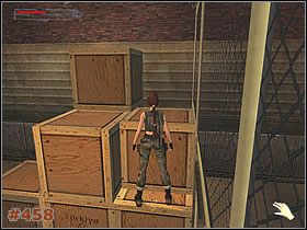Skorzystaj z dwóch samotnie stojących pudeł (jedno z czerwonym znakiem, drugie obok) i podsuń je pod pozostałe [#457] - [Misja 24] The Strahov Fortress (cz.2) | Tomb Raider The Angel of Darkness - Tomb Raider: The Angel of Darkness - poradnik do gry