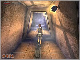 Znajdziesz się w wodzie - od razu wyjdź na powierzchnię i przez łukowe przejście ruszaj do nowej sali - [Misja 25] The Bio-Research Facility (cz.2) | Tomb Raider The Angel of Darkness - Tomb Raider: The Angel of Darkness - poradnik do gry