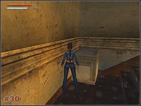 Przedtem jednak zabierz leżące na podłodze Bandaże lecznicze - [Misja 02] Derelict Apartament Block | Tomb Raider The Angel of Darkness - Tomb Raider: The Angel of Darkness - poradnik do gry