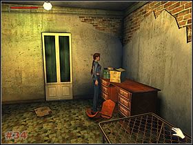 Przeskocz nad pierwszą wyrwą w schodach i na drugim piętrze od razu skręć w lewo, by otworzyć zamknięte wcześniej drzwi [#33] - [Misja 02] Derelict Apartament Block | Tomb Raider The Angel of Darkness - Tomb Raider: The Angel of Darkness - poradnik do gry