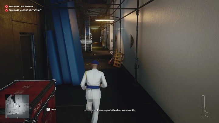 Wyjdź z tarasu widokowego i idź przed siebie, a następnie skręć w korytarz po lewej stronie - Hitman 3: Marcus Stuyvesant - jak zabić? Dubaj, solucja, opis przejścia - Hitman 3 - poradnik, solucja
