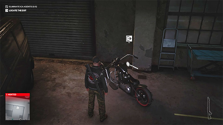 Motocykl znajduje się w północnej części garażu, na parterze budynku motocyklistów (punkt 53 na mapie) - Hitman 3: Mapa Berlina - jak opuścić? - Hitman 3 - poradnik, solucja