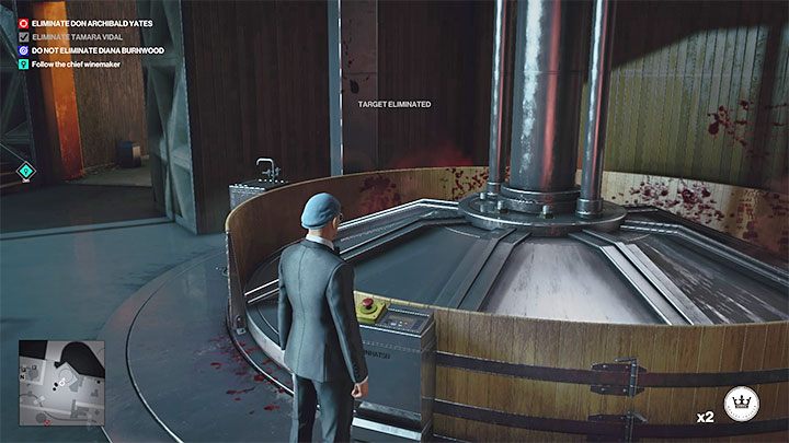 Tamara i Diana zrobią sobie zdjęcie w prasie, a następnie Diana odwróci na chwilę uwagę Vargasa - Hitman 3: The Tour - Mendoza, solucja, zadania fabularne - Hitman 3 - poradnik, solucja