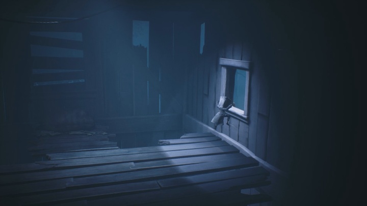 Ostatecznie wyskocz przez okno, aby uratować swoje życie - Little Nightmares 2: Ucieczka przed myśliwym - solucja, opis przejścia - Little Nightmares 2 - poradnik do gry