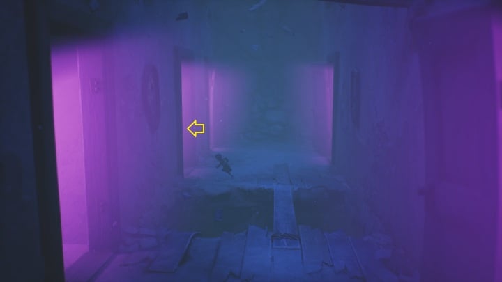 Po kolejnym przejściu muzyka zacznie grać z drugich drzwi po lewej stronie - Little Nightmares 2: Zagadki z drzwiami - solucja, opis przejścia - Little Nightmares 2 - poradnik do gry