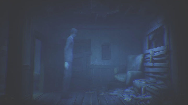 Musisz poruszać się szybko, ponieważ Twój przeciwnik nie oszczędza w swoich ciosach - Little Nightmares 2: Sklep i ucieczka - solucja, opis przejścia - Little Nightmares 2 - poradnik do gry