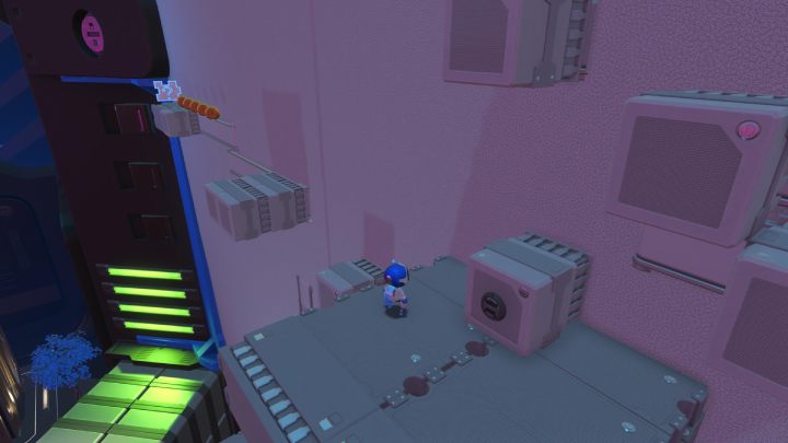 Wyciągnij kable ze ściany, aby odsłonić kolejne klocki - Astros Playroom: Plac CPU - solucja, opis przejścia - Astros Playroom - poradnik do gry