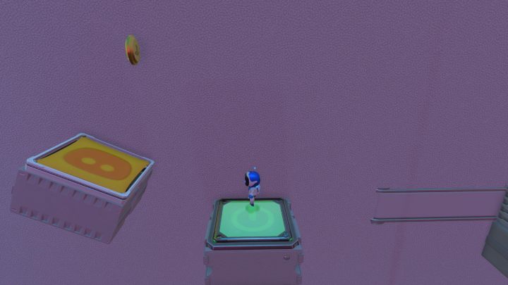 Wskakuj po przesuwających się klockach i wskocz na przycisk aby odsłonić żółtą trampolinę - Astros Playroom: Plac CPU - solucja, opis przejścia - Astros Playroom - poradnik do gry