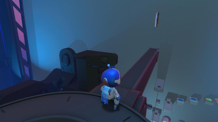 Żółte trampoliny zaprowadzą cię na najwyższy punkt konstrukcji - Astros Playroom: Plac CPU - solucja, opis przejścia - Astros Playroom - poradnik do gry