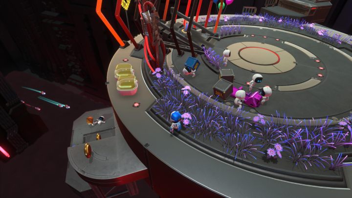 Obok 2 żółtych pojemników znajdziesz ukryte schody, prowadzące w dół - Astros Playroom: Turbo-trasa - solucja, opis przejścia - Astros Playroom - poradnik do gry