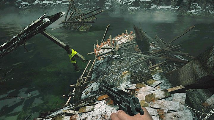 Skorzystajcie z drabiny wewnątrz wiatraka - Resident Evil Village: Przeprawa przez zbiornik, unikanie ryby - solucja - Resident Evil Village - poradnik do gry
