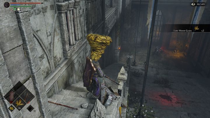 Za bramą znajdować się będzie kolejny Oficjel, który wcześniej w cutscence zamknął Wam bramę - Demons Souls Remake: Wewnętrzny Dziedziniec (1-3) - solucja, opis przejścia - Demons Souls Remake - poradnik do gry