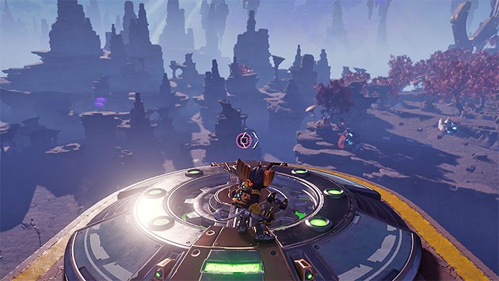 Po walkach dotrzyjcie do oznaczonego przez grę mechanizmu po to żeby skorzystać z korby - Ratchet & Clank Rift Apart: Dostanie się do Archiwum - solucja - Ratchet & Clank Rift Apart - poradnik do gry