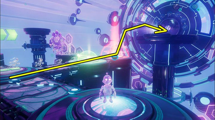 Dotrzyjcie do pokazanej na obrazku 1 bocznej płyty naciskowej żeby doprowadzić do tego, że projekcje zaczną biec na wprost - Ratchet & Clank Rift Apart: Clank, Sargasso - rozwiązania zagadek, lista - Ratchet & Clank Rift Apart - poradnik do gry