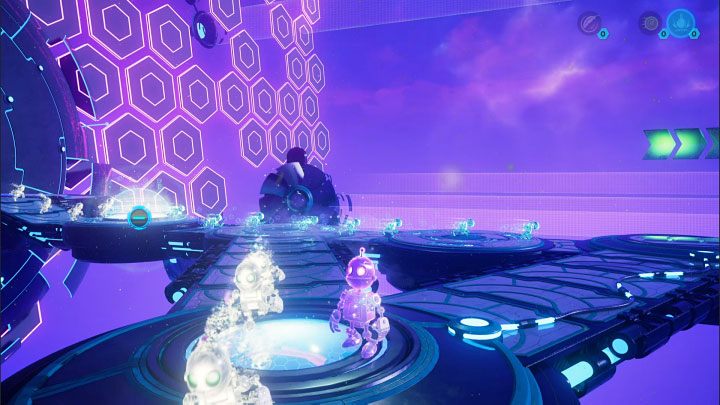 Dotrzyjcie teraz Clankiem do płyty naciskowej zlokalizowanej po lewej stronie - Ratchet & Clank Rift Apart: Clank, Blizar Prime - rozwiązania zagadek, lista - Ratchet & Clank Rift Apart - poradnik do gry