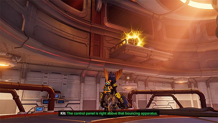 Pozostańcie na chwilę w pierwszym pomieszczeniu, w którym doszło do rozmowy z Junk Botem - Ratchet & Clank Rift Apart: Naprawienie kuźni - solucja - Ratchet & Clank Rift Apart - poradnik do gry