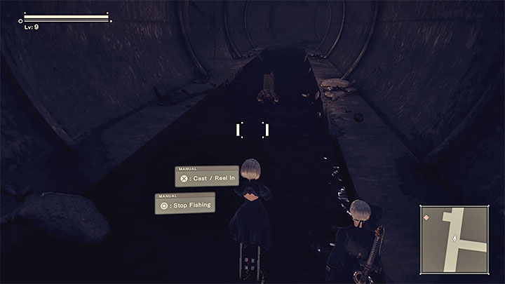 Podczas eksploracji kanałów możecie korzystać z latarki poda - aktywuje się ją wciskając lewą gałkę analogową - NieR Automata: 4 Rozdział, Route A - solucja, opis przejścia - NieR Automata - poradnik do gry