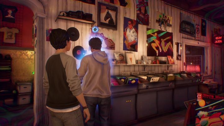 W sklepie stoi młody mężczyzna, którego coś mocno smuci - Life is Strange True Colors: Rozdział 2, misje poboczne - solucja - Life is Strange True Colors - poradnik do gry