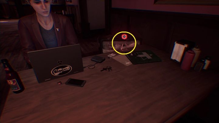 W jakim stanie by Diane nie była, waszą uwagę zwróci pendrive leżący w jej torebce - Life is Strange True Colors: Bar (rozdział 3) - solucja, opis przejścia - Life is Strange True Colors - poradnik do gry