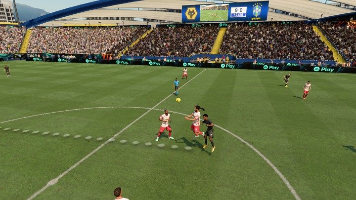 W FIFA 22 niezwykle istotne jest kontrolowanie środka pola, które jest strategicznym punktem na każdym boisku - FIFA 22: Atak pozycyjny i kontra - FIFA 22 - poradnik do gry