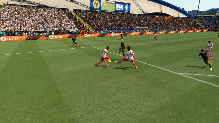 W wielu meczach w FIFA 22 na pewno dojdzie do sytuacji, w której będziecie zmuszeni zablokować strzał oddany na Waszą bramkę - FIFA 22: Defensywa - techniki zaawansowane - FIFA 22 - poradnik do gry