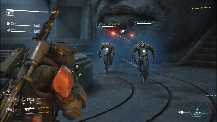 Idąc dalej, napotkacie grupę Synths, z tą różnicą, że pojawi się ich inny rodzaj, Detonatorzy - Aliens Fireteam Elite: Ewakuacja #2 - solucja, opis przejścia - Aliens Fireteam Elite - poradnik do gry