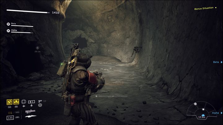 Przemierzając dalszą lokacje, uważajcie na Xeny chodzące po ścianach - Aliens Fireteam Elite: Zwiad - solucja, opis przejścia - Aliens Fireteam Elite - poradnik do gry