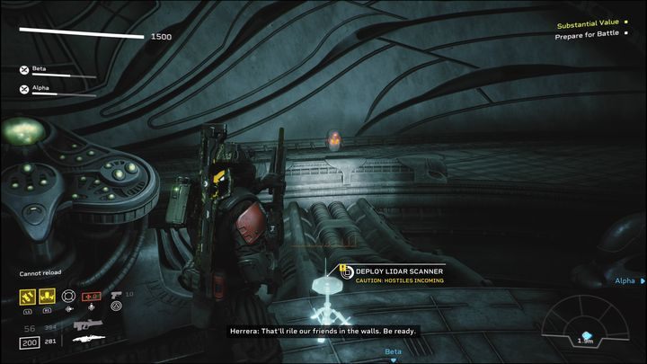 Na platformie znajdują się dwie skrzynie z pomocniczymi urządzeniami, takimi jak wieżyczki czy miny - Aliens Fireteam Elite: Natarcie - solucja, opis przejścia - Aliens Fireteam Elite - poradnik do gry
