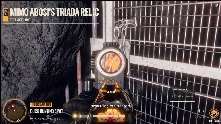 Aby dostać się do środka wystarczy przestrzelić kłodkę, która puści pod uderzeniem pocisków - Far Cry 6: Relikwia Triady Mimo Abosiego - Wyprawy po skarby (El Este) - Far Cry 6 - poradnik do gry