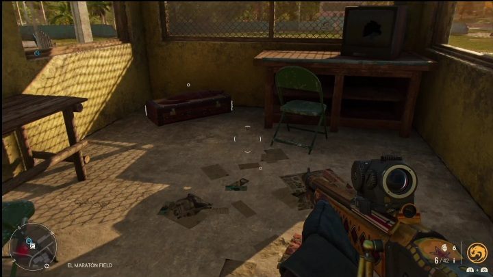 Skrzynię z pistoletem znajdziecie na boisku - Far Cry 6: Pistolety, Unikalne bronie - lista - Far Cry 6 - poradnik do gry