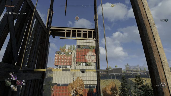 Odwróćcie się i poczekajcie, aż ten sam element podjedzie do góry, następnie przeskoczcie na kolejny poziom - Dying Light 2: Downtown (Wiatraki) - lista wszystkich - Dying Light 2 - poradnik do gry
