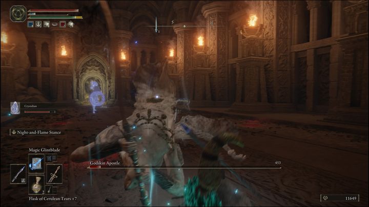 Od tego momentu boss zyskuje możliwość wydłużenia swojego ciała - Elden Ring: Apostoł boskiej skóry (Godskin Apostle) - boss, jak pokonać? - Elden Ring - poradnik do gry
