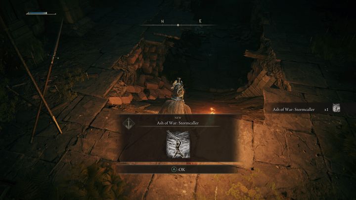 W północnej części Zamku Burzowego Całunu (Stormveil Castle) znajduje się skarabeusz, niedaleko wejścia na arenę do Godricka, Zszywańca (Godrick, the Grafted) - Elden Ring: Popioły i Prochy (Pogrobno) - lista wszystkich - Elden Ring - poradnik do gry