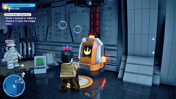 Pierwszy sposób zakłada kradzież karty dostępu (Keycard) - LEGO Skywalker Saga: Najwyższy początek (First Order of Business) - solucja, opis przejścia - LEGO Skywalker Saga - poradnik do gry
