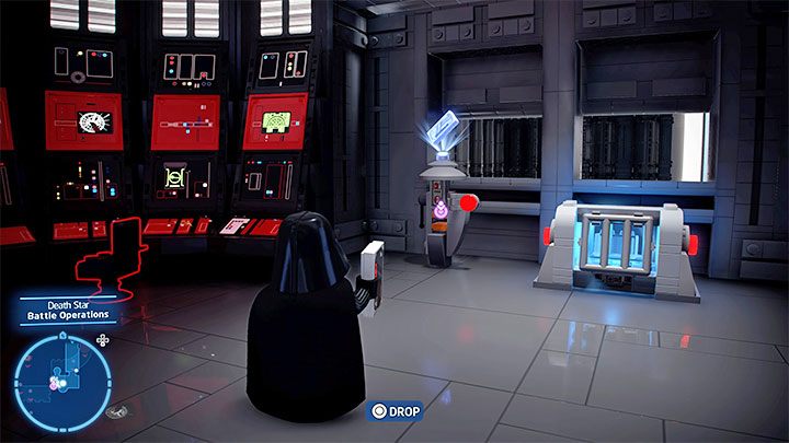 Zanim wyruszycie w podróż znajdźcie we wschodnim centrum dowodzenia pokazaną na obrazku 1 kartę dostępu (jest oznaczona fioletową ikoną na mapie) - LEGO Skywalker Saga: Gwiazda Śmierci I (Death Star I) - odblokowanie i lista wszystkich łamigłówek - LEGO Skywalker Saga - poradnik do gry