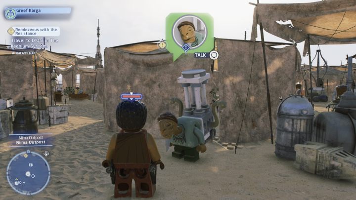 Sterując postacią Łowcy głów, porozmawiajcie ze zleceniodawcą na targu w osadzie Niima - LEGO Skywalker Saga: Scurrierowy kurier (Scurrier Courier) - solucja, opis przejścia - LEGO Skywalker Saga - poradnik do gry