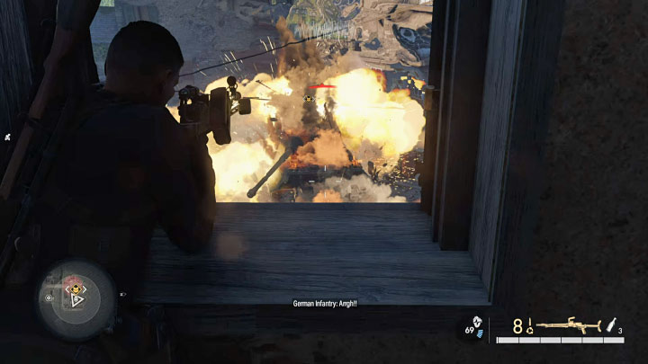 Musicie celować w słaby punkt przy zniszczonych wydechach - Sniper Elite 5: Wyzwolenie północnego miasteczka (misja 6) - solucja, opis przejścia - Sniper Elite 5 - poradnik do gry
