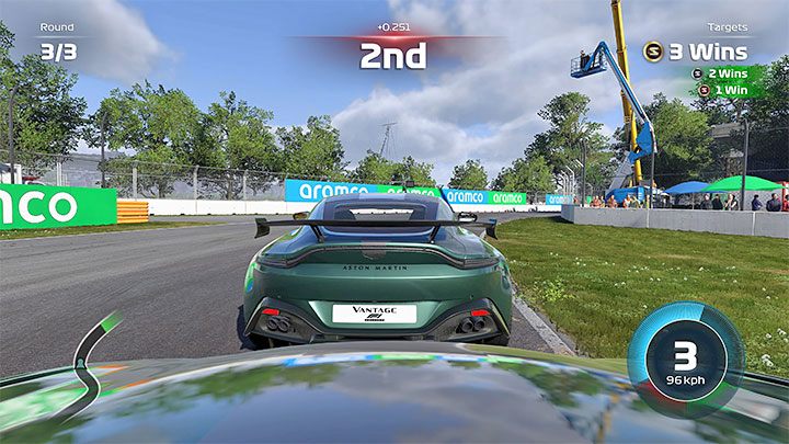 Pojedynek z rywalem (Rival Duel) - Jest to jedyny rodzaj wyzwań, w których trzeba z kimś się ścigać - F1 22: Supersamochody i wyzwania - Gorące okrążenia (Pirelli Hot Laps) - F1 22 - poradnik do gry