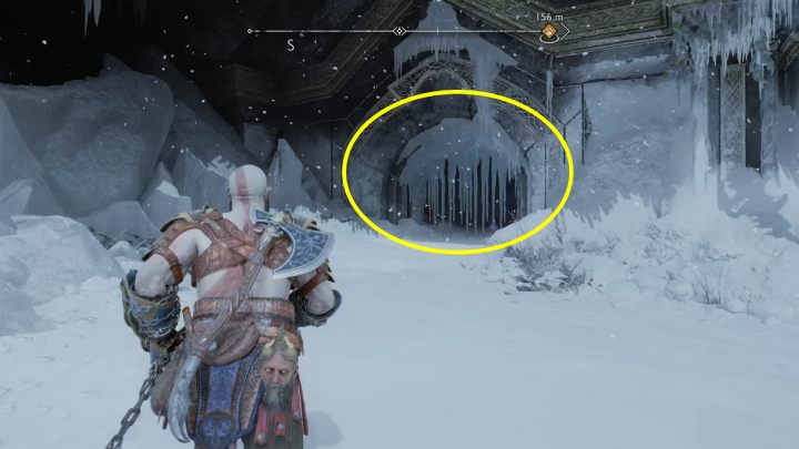 Zwój leży w małym pomieszczeniu, niedaleko hełmu Tyra - God of War Ragnarok: Jezioro Dziewięciu (Lake of Nine), Midgard - serkety, znajdźki - God of War Ragnarok - poradnik do gry