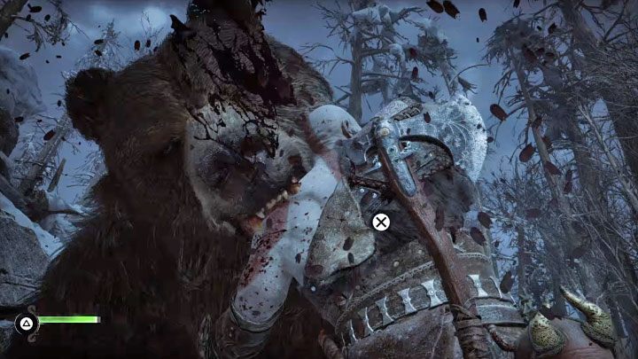 Pojedynek musicie rozpocząć od szybkiego wciskania przycisku X żeby uwolnić się z paszczy niedźwiedzia - God of War Ragnarok: Jak pokonać Niedźwiedzia Bjorn? - God of War Ragnarok - poradnik do gry