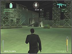 Przejdź przez drzwi na końcu korytarza, by znaleźć się na sporym dziedzińcu - [Ghost] The Power Plant - Transformer Field | Enter The Matrix - Enter The Matrix - poradnik do gry