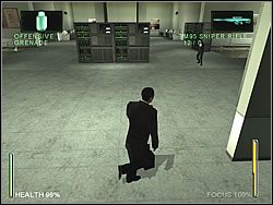 Przejdź do sali za twoimi plecami i staw czoła czekającym tam jednostkom (z prawej) - [Ghost] The Power Plant - Core Control Room | Enter The Matrix - Enter The Matrix - poradnik do gry